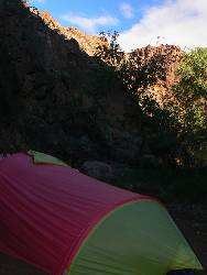 wgc-rimster-2012 day2-1  tent at morning.jpg (150678 bytes)